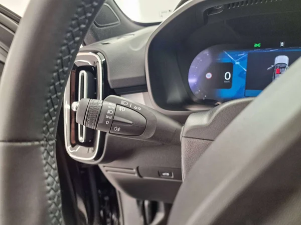 Volvo XC40 — foto 5 van 16