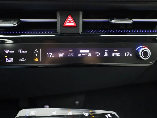Kia EV6 (2023) — foto 14 van 48