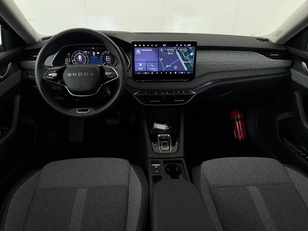 SKODA Octavia Combi (2025) — foto 9 van 21