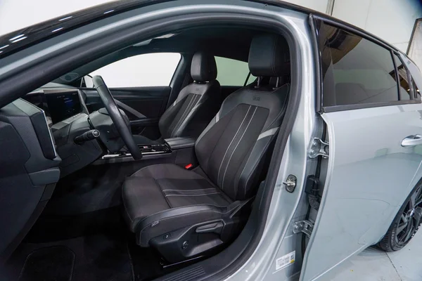 Opel Astra (2023) — foto 4 van 35