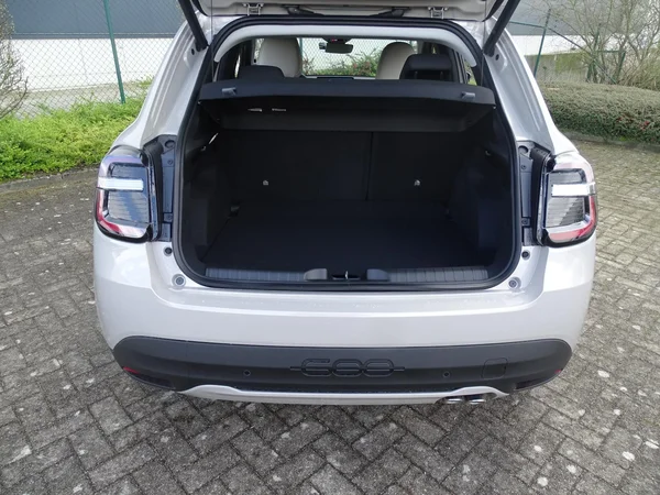 Fiat 600 (2026) — foto 9 van 25