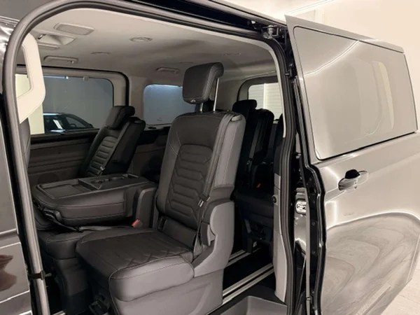 Ford Tourneo Custom — foto 3 van 24
