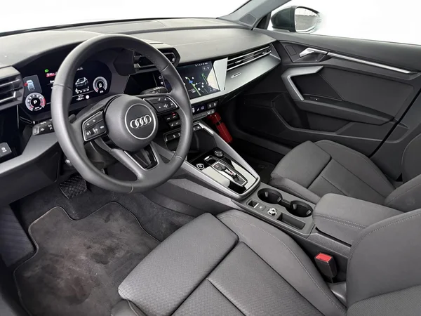 AUDI A3 Sportback (2025) — foto 15 van 18