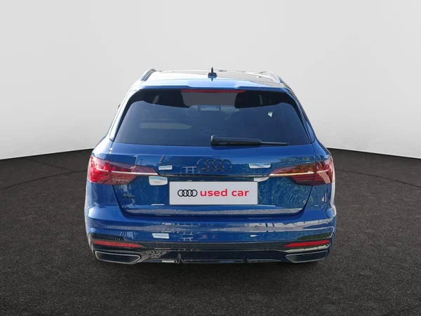 AUDI A4 Avant (2023) — foto 13 van 18