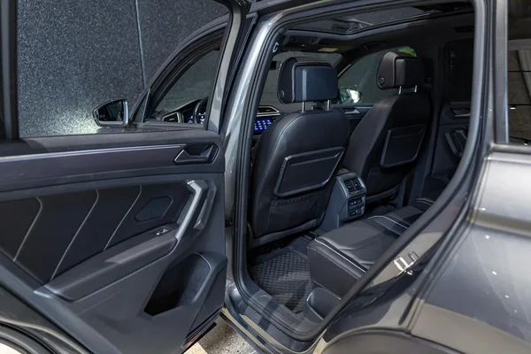 Volkswagen Tiguan (2020) — foto 20 van 43