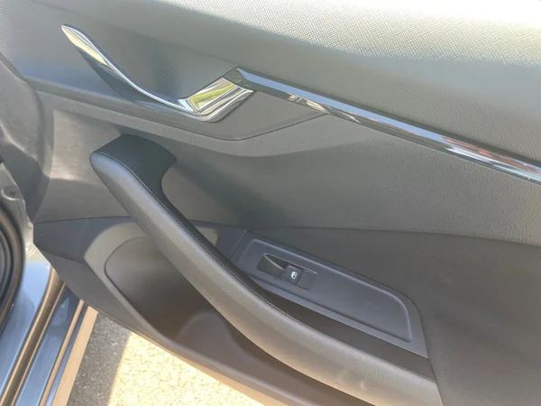SKODA Kamiq (2025) — foto 9 van 22