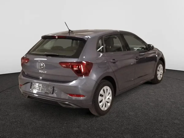 VOLKSWAGEN Polo (2022) — foto 18 van 22