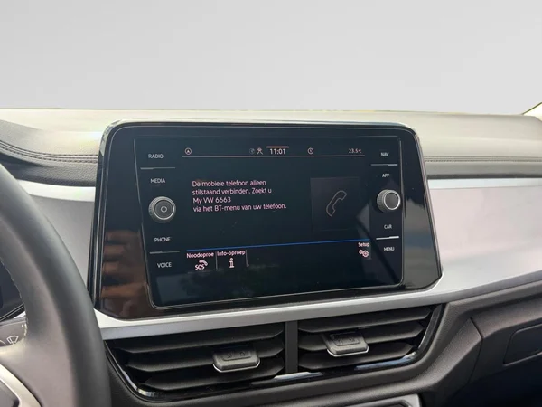VOLKSWAGEN T-Roc (2025) — foto 6 van 19