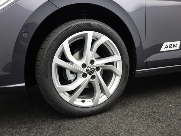 VOLKSWAGEN Polo (2026) — foto 3 van 22