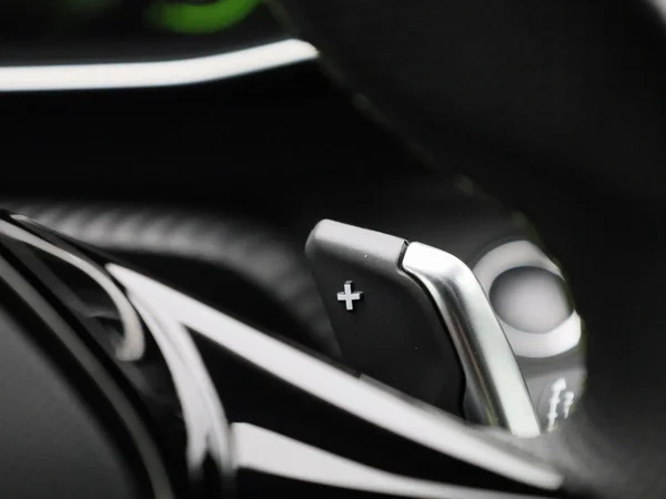 Peugeot 2008 (2022) — foto 20 van 43
