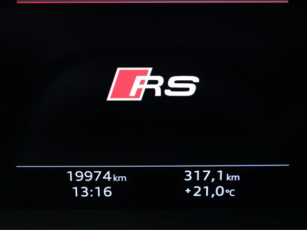 AUDI RS3 Sportback (2025) — foto 10 van 26