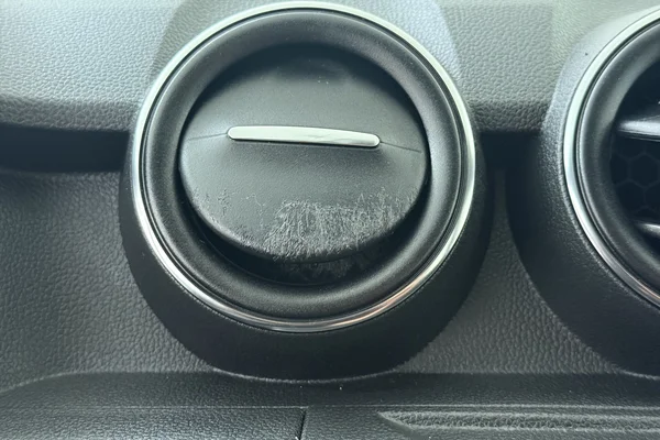 Dacia Duster (2018) — foto 9 van 20