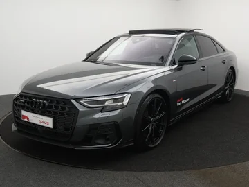 AUDI A8 PHEV (2025)