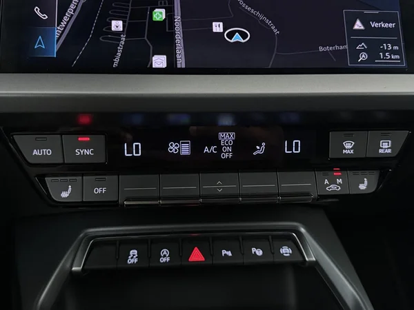 AUDI A3 Sportback (2025) — foto 8 van 18