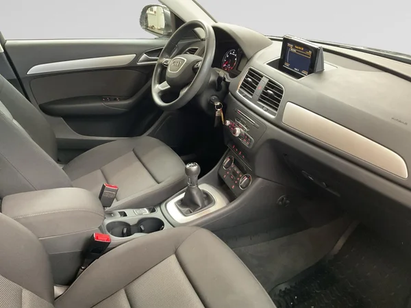 AUDI Q3 (2018) — foto 8 van 22