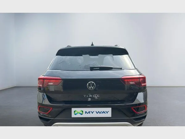Volkswagen T-Roc (2022) — foto 23 van 25