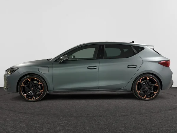 CUPRA Leon e-Hybrid (PHEV) (2026) — foto 8 van 15