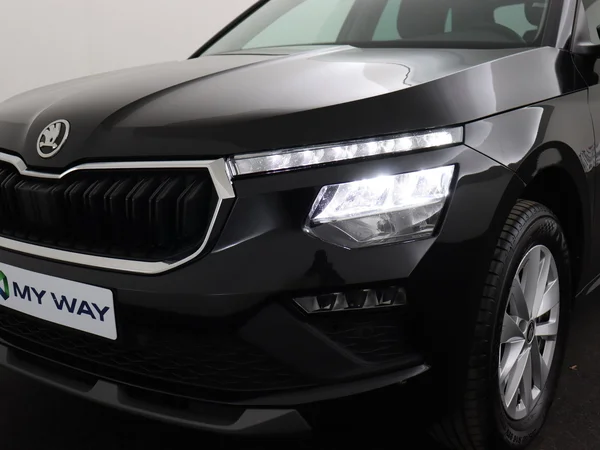 SKODA Kamiq (2025) — foto 3 van 18