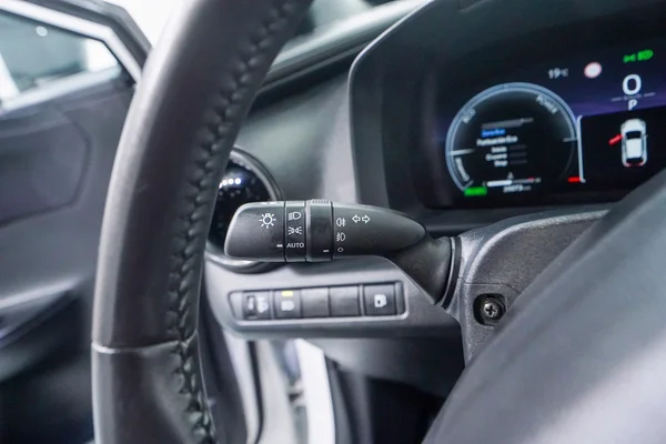Toyota C-HR Hybrid (HEV) (2024) — foto 16 van 44