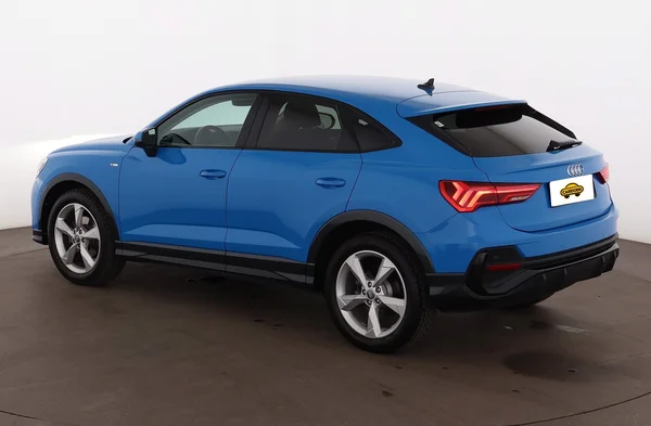 Audi Q3 Sportback (2020) — foto 20 van 26