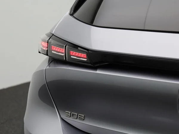 Peugeot 308 (2023) — foto 33 van 39