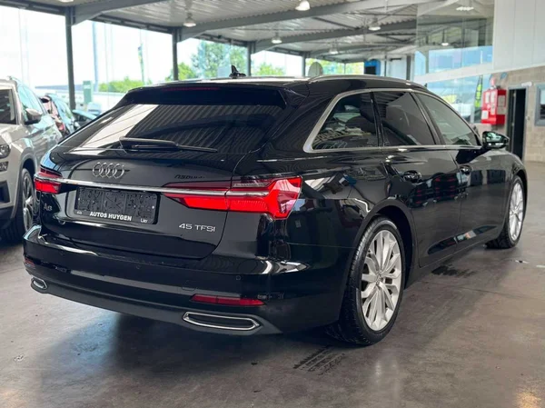 Audi A6 Avant (2019) — foto 10 van 17