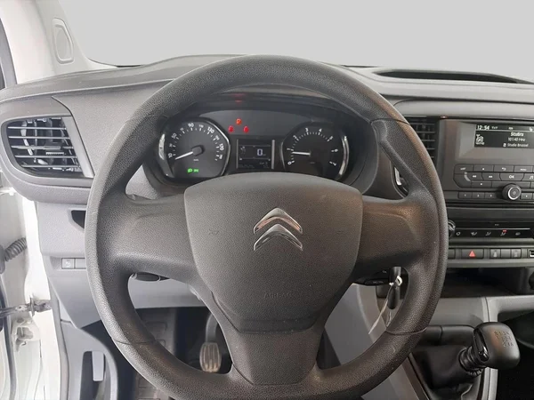 Citroën Jumpy (2020) — foto 2 van 16