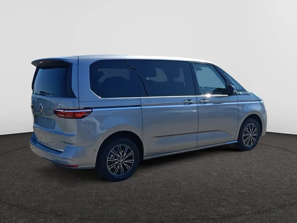 VOLKSWAGEN Multivan T7 (2026) — foto 14 van 17