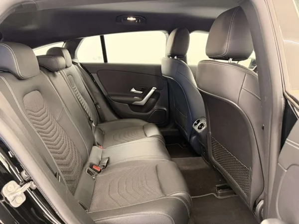 Mercedes-Benz CLA (2023) — foto 3 van 21