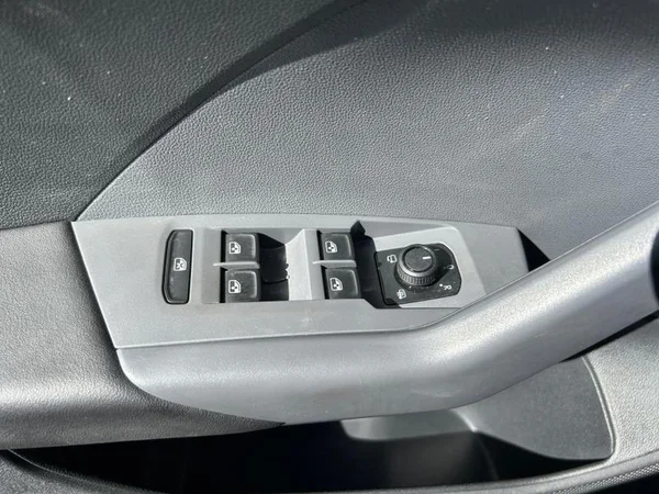 VOLKSWAGEN T-Cross (2020) — foto 22 van 31