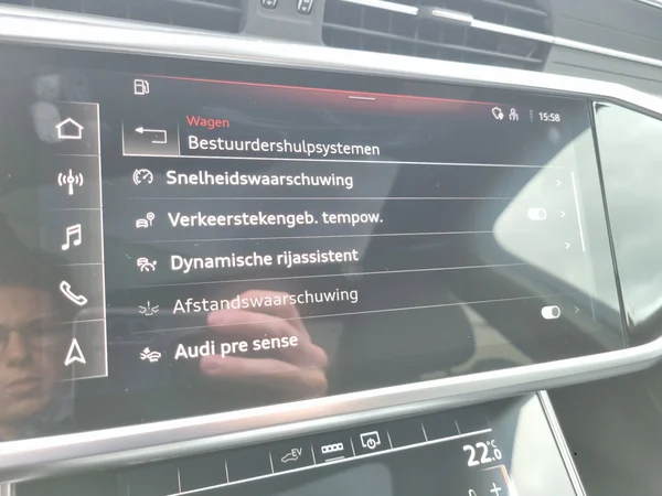 AUDI A6 Avant (2025) — foto 20 van 21