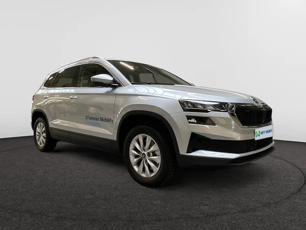SKODA Karoq (2025) — foto 2 van 24