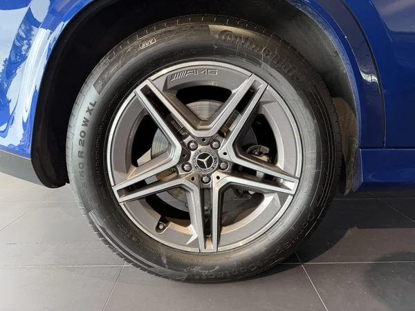 Mercedes-Benz GLE (2021) — foto 21 van 23