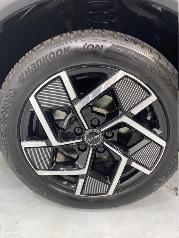 BYD Atto 3 (2024) — foto 30 van 53