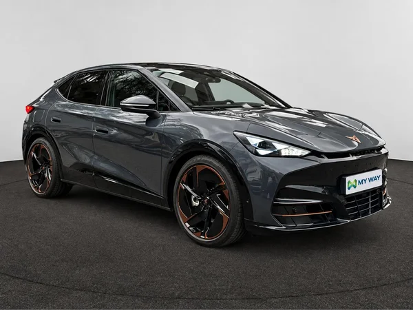 CUPRA Tavascan (2025) — foto 12 van 17