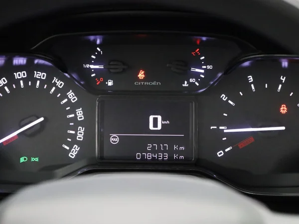 Citroën C3 (2022) — foto 2 van 37