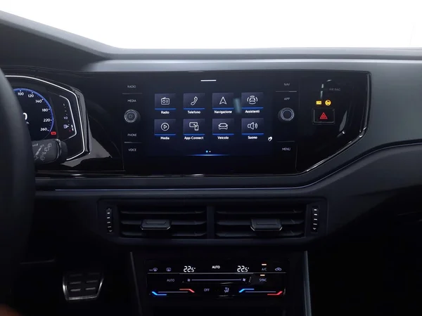 Volkswagen Taigo (2022) — foto 6 van 21