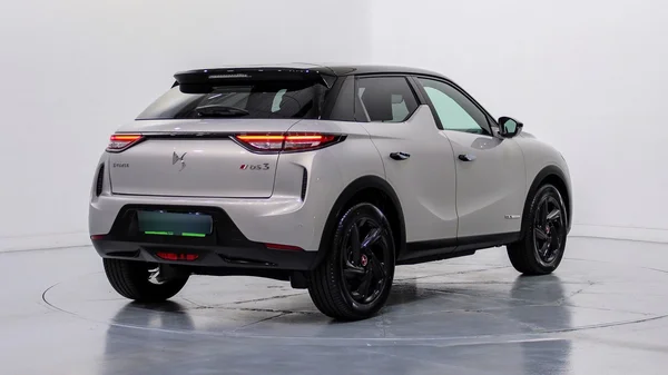 DS DS 3 Crossback E-Tense (2022) — foto 36 van 40