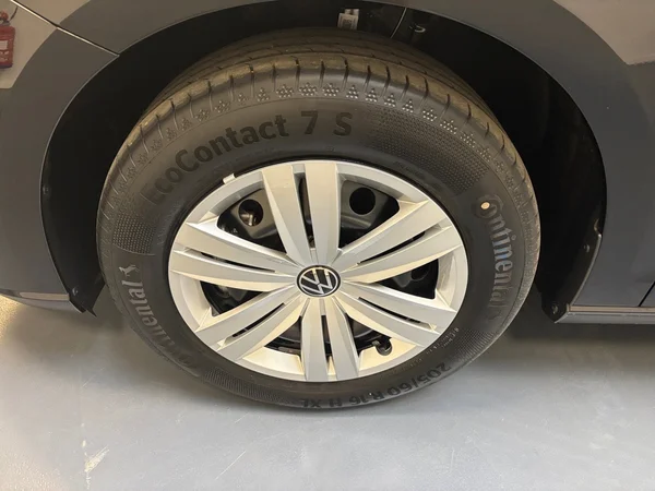 VOLKSWAGEN Caddy Maxi (2026) — foto 19 van 20