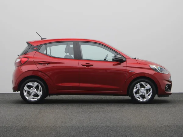 HYUNDAI i10 (2022) — foto 16 van 18