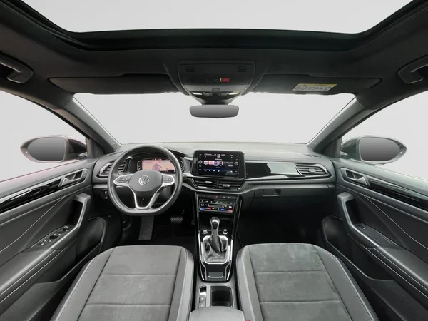 VOLKSWAGEN T-Roc (2023) — foto 16 van 22