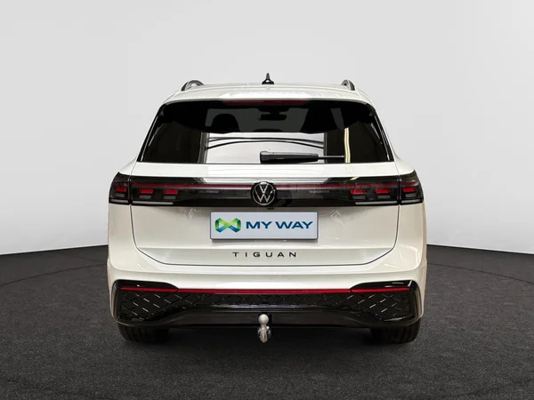VOLKSWAGEN Tiguan (2026) — foto 9 van 15