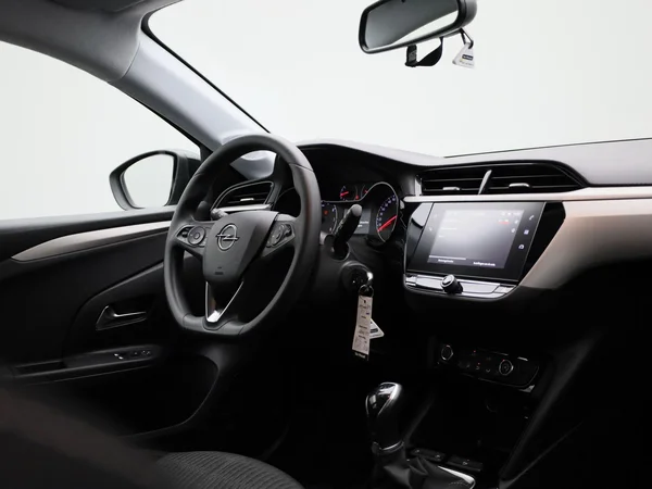 Opel Corsa (2022) — foto 28 van 40