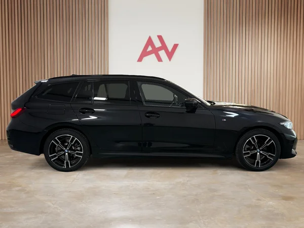 BMW 330 (2025) — foto 25 van 30