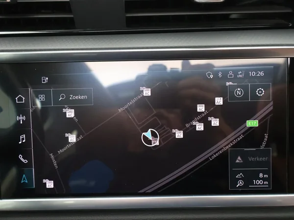 Audi Q3 (2021) — foto 8 van 29
