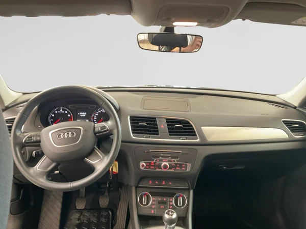 AUDI Q3 (2018) — foto 2 van 22