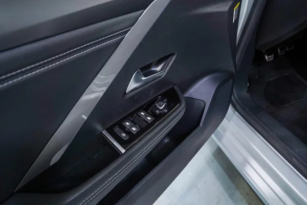 Opel Astra (2023) — foto 8 van 35