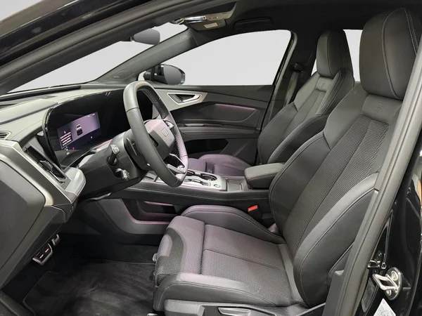 AUDI Q4 e-tron (2026) — foto 4 van 4