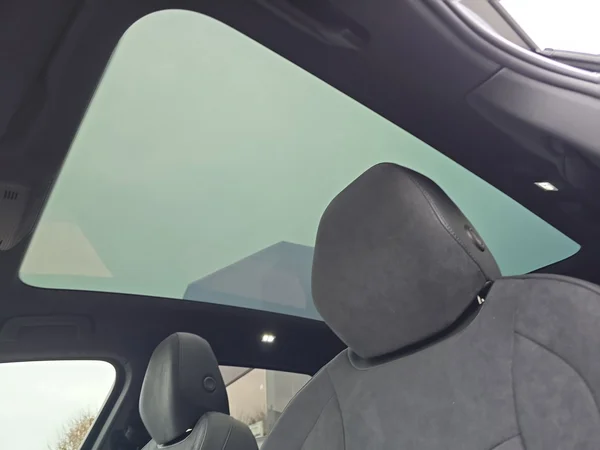 VOLKSWAGEN ID.7 Tourer (2025) — foto 24 van 36