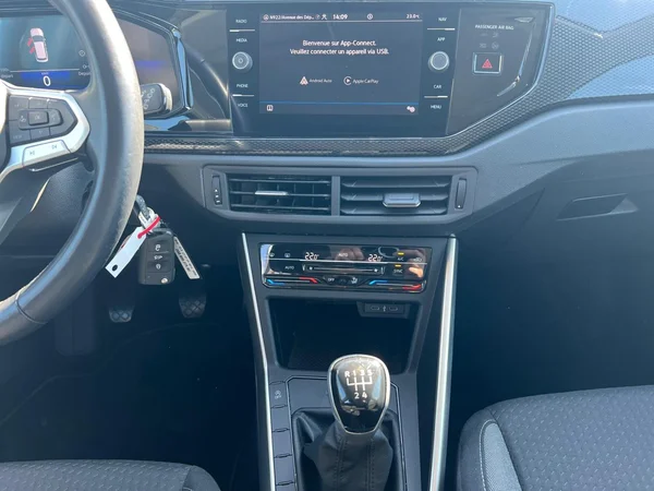 VOLKSWAGEN Polo (2024) — foto 18 van 18
